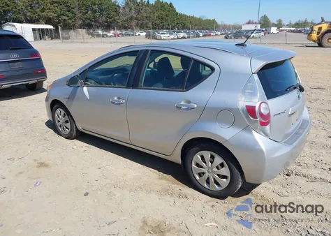 2012 Toyota Prius C Three z USA, uszkodzony, nr VIN JTDKDTB39C1501635